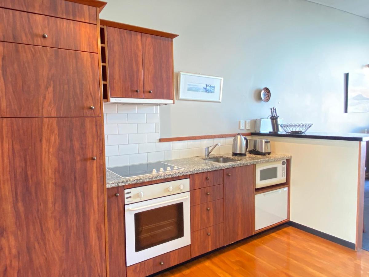 Waterfront Seaview Hotel Apartment - Same Building Block As Auckland Hilton 외부 사진