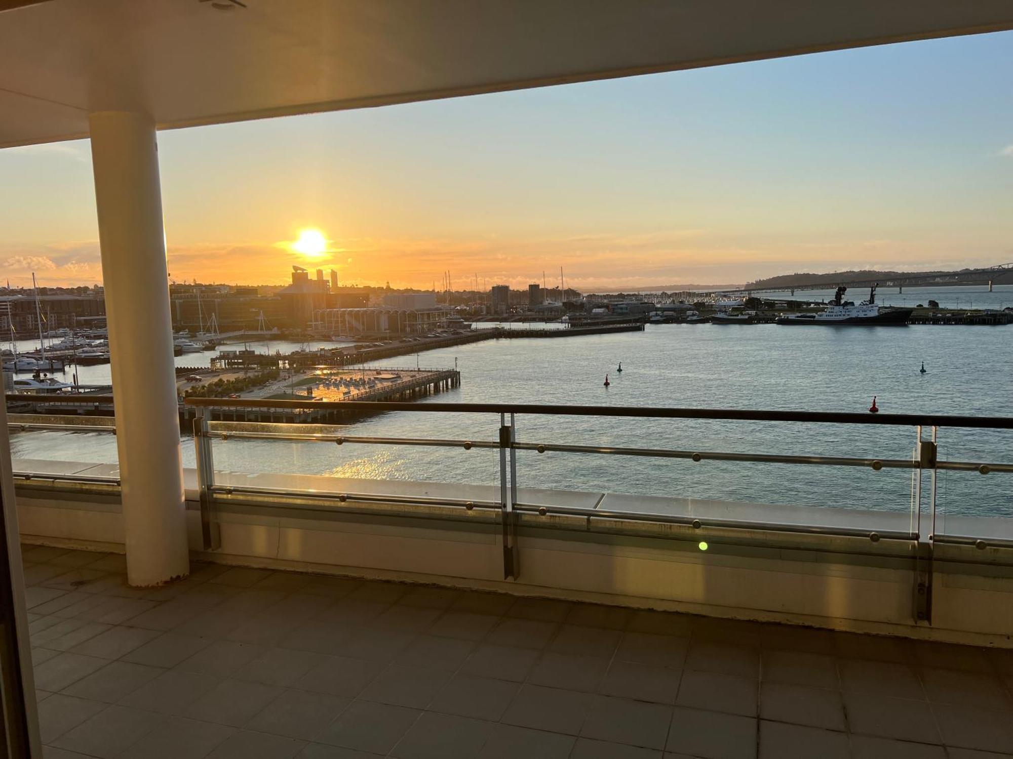 Waterfront Seaview Hotel Apartment - Same Building Block As Auckland Hilton 외부 사진